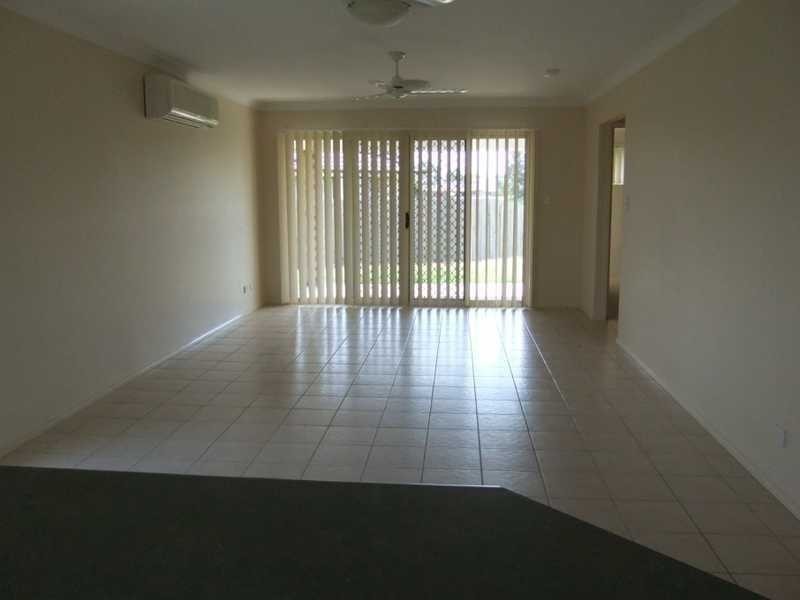 17 Varley Street, Lowood QLD 4311
