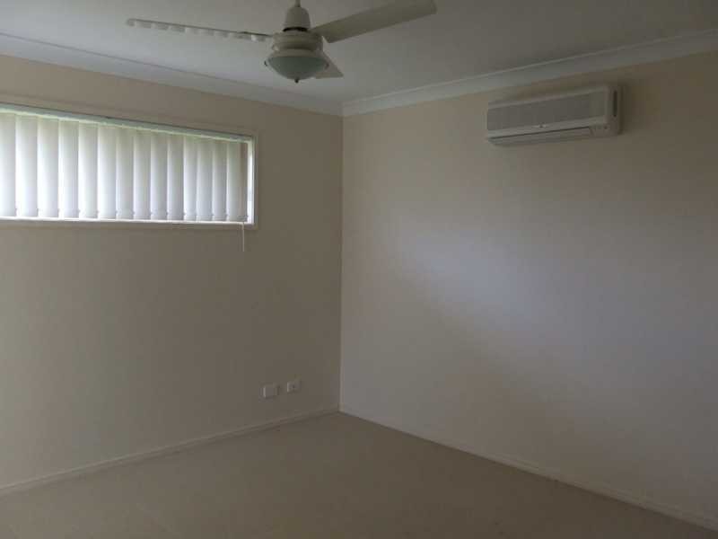 17 Varley Street, Lowood QLD 4311