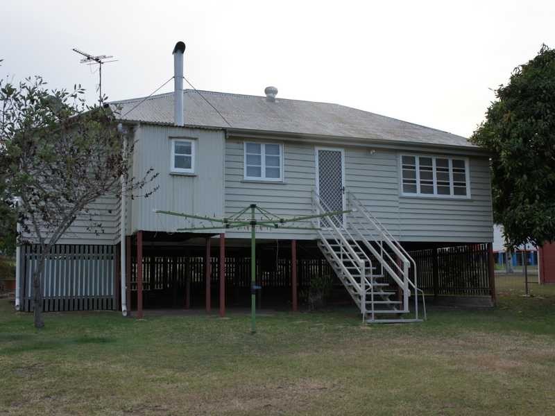 64 Railway Street, Lowood QLD 4311