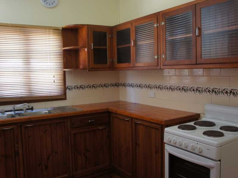 64 Railway Street, Lowood QLD 4311