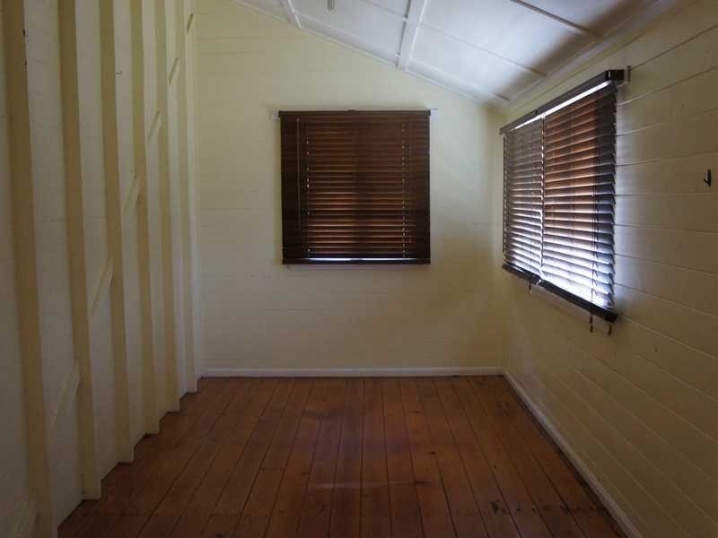 64 Railway Street, Lowood QLD 4311