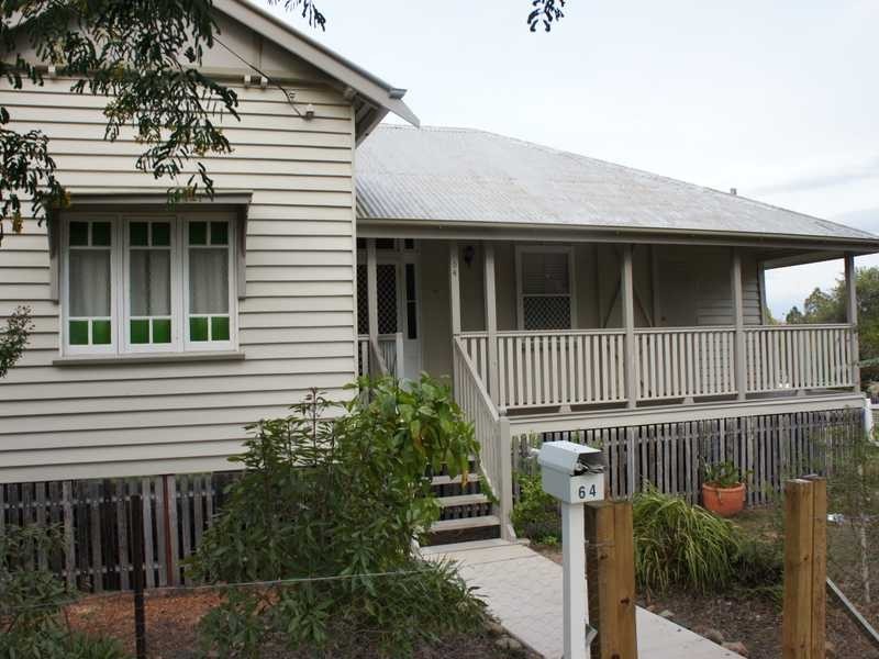 64 Railway Street, Lowood QLD 4311