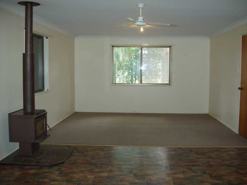 5 Blue Gum Dr, Lowood QLD 4311