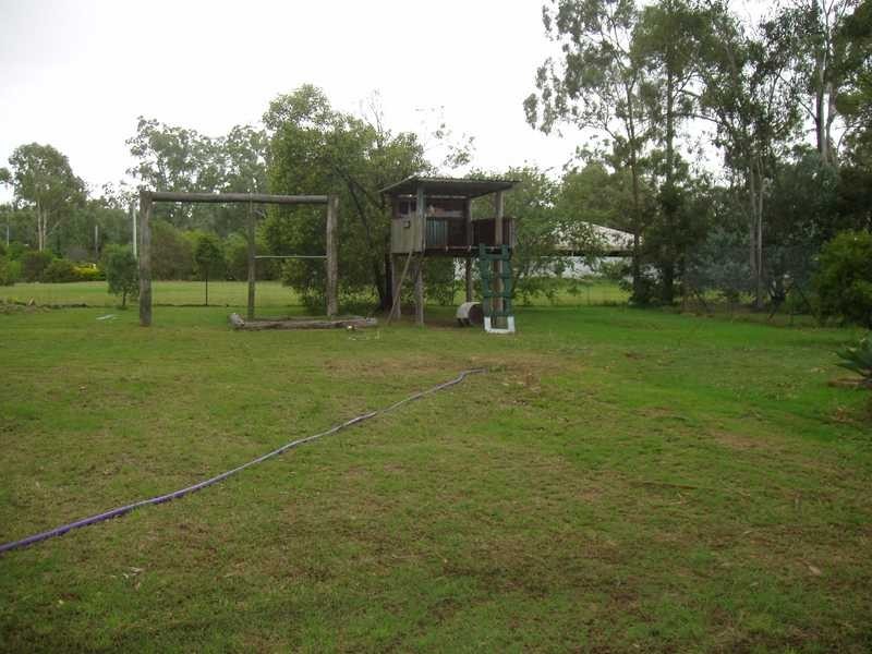 5 Blue Gum Dr, Lowood QLD 4311