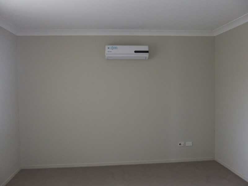 26 Honeyeater Place, Lowood QLD 4311