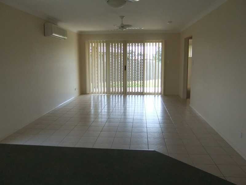 17 Varley Street, Lowood QLD 4311