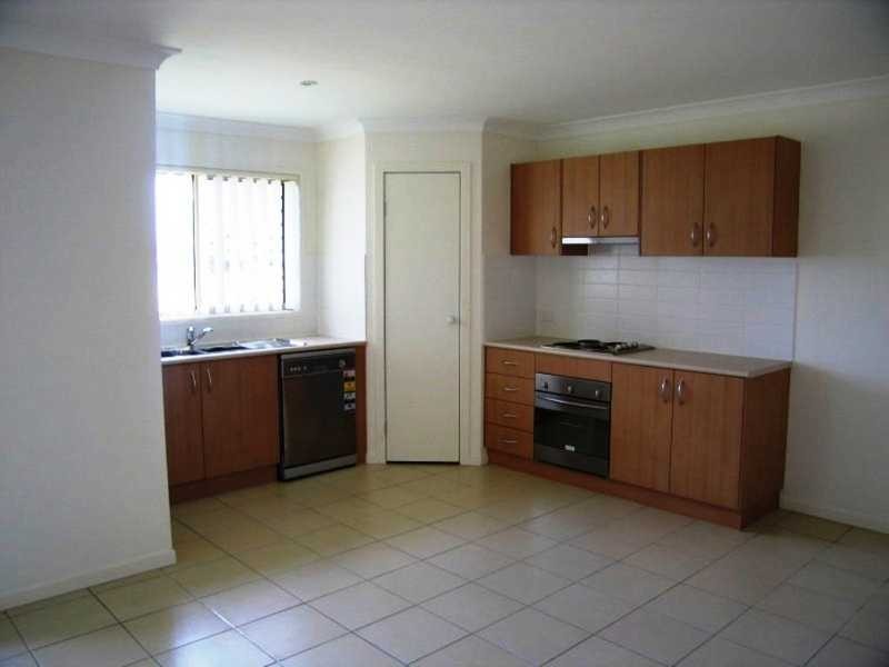 7 Heron Close, Lowood QLD 4311