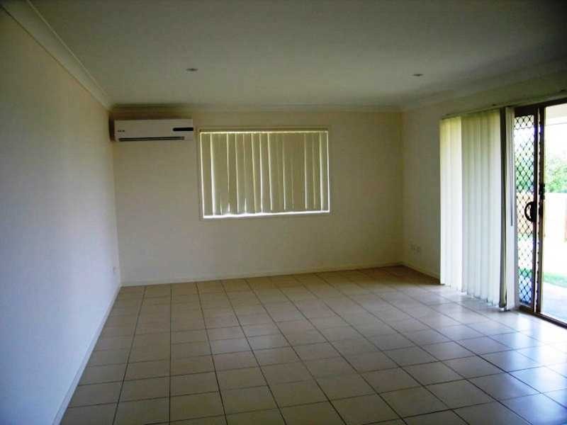 7 Heron Close, Lowood QLD 4311