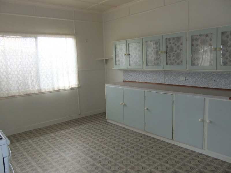 158 Main Street, Lowood QLD 4311