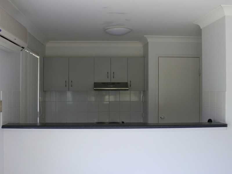 8 Heron Close, Lowood QLD 4311