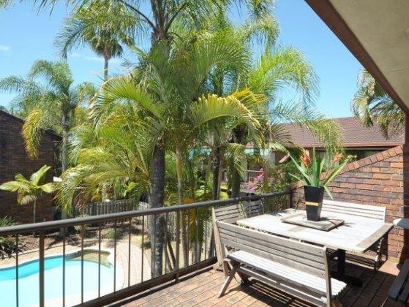 9/10-12 Cloudsley Street, Noosaville QLD 4566