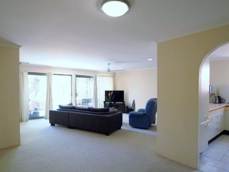 9/10-12 Cloudsley Street, Noosaville QLD 4566