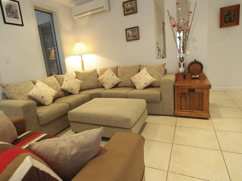 107 Lake Weyba Drive, Noosaville QLD 4566