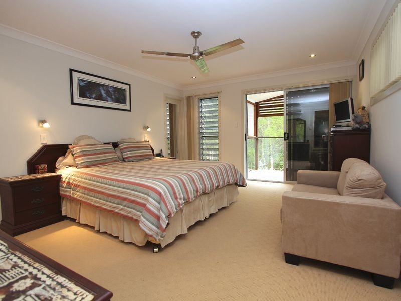 107 Lake Weyba Drive, Noosaville QLD 4566