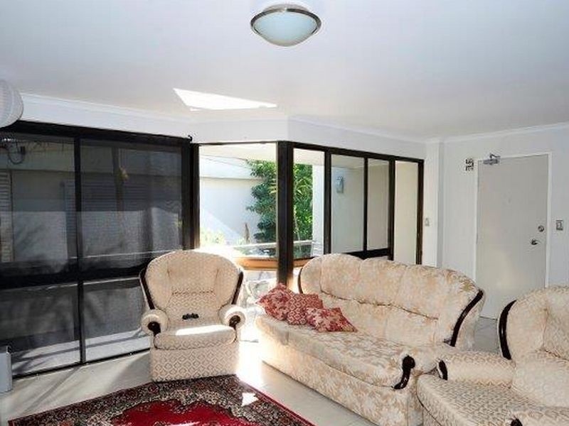 3/4 Berrima Row, Noosa Heads QLD 4567