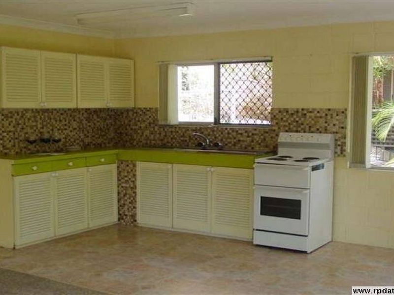 27 Bottlebrush Avenue, Noosa Heads QLD 4567