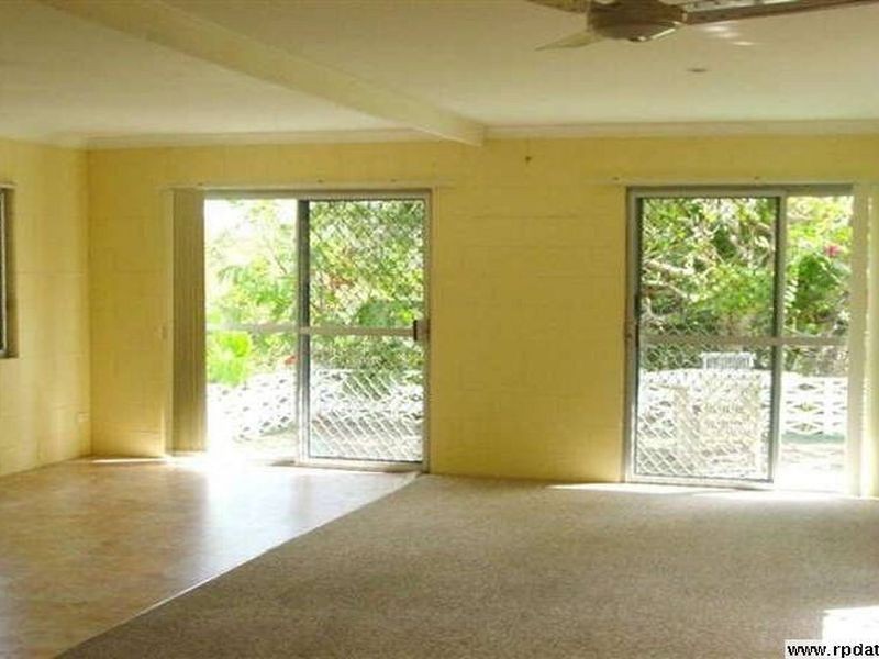 27 Bottlebrush Avenue, Noosa Heads QLD 4567