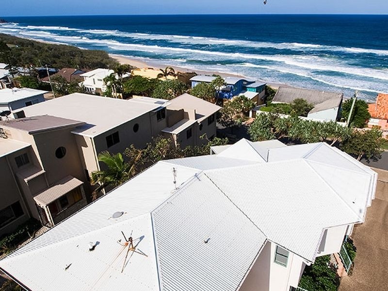 2/33 Tingira Crescent, Sunrise Beach QLD 4567