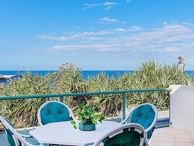 2/33 Tingira Crescent, Sunrise Beach QLD 4567