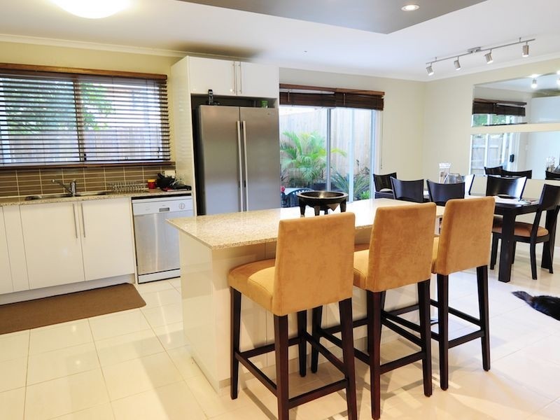 9 Victory Crescent, Sunrise Beach QLD 4567