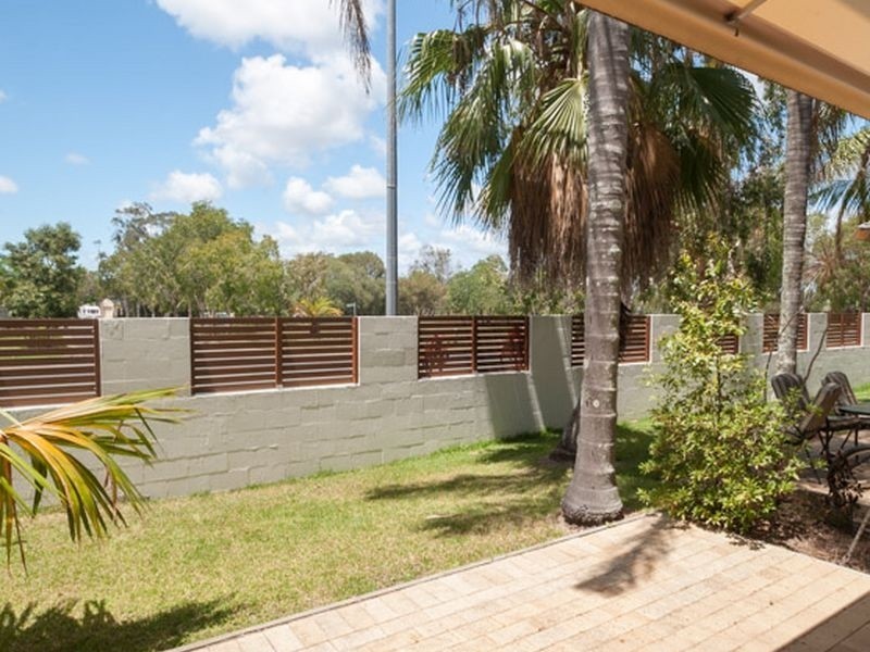 2/130 Noosa Parade, Noosaville QLD 4566