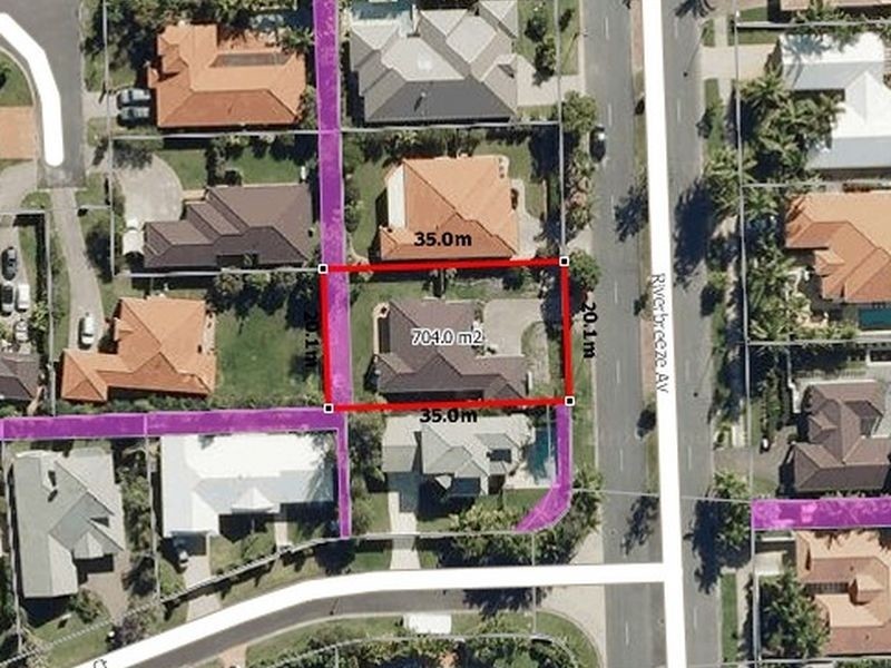 10 Riverbreeze Avenue, Noosaville QLD 4566