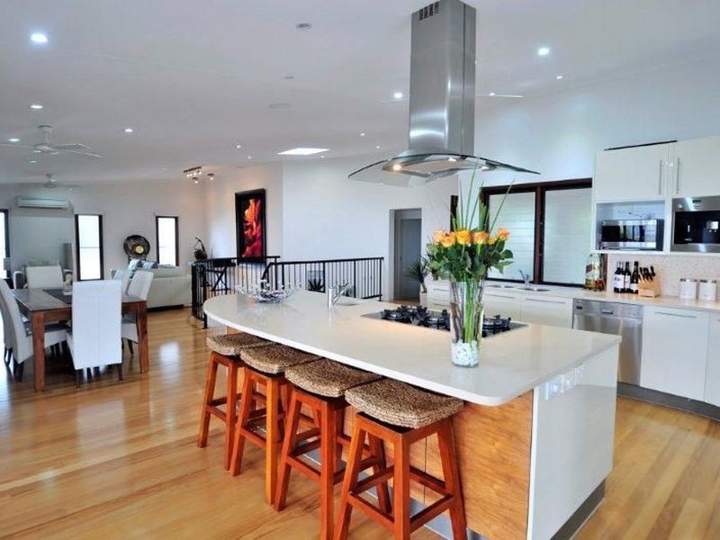 17 Captains Court, Sunrise Beach QLD 4567