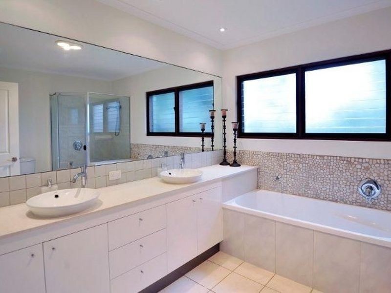 17 Captains Court, Sunrise Beach QLD 4567