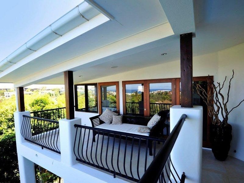 17 Captains Court, Sunrise Beach QLD 4567