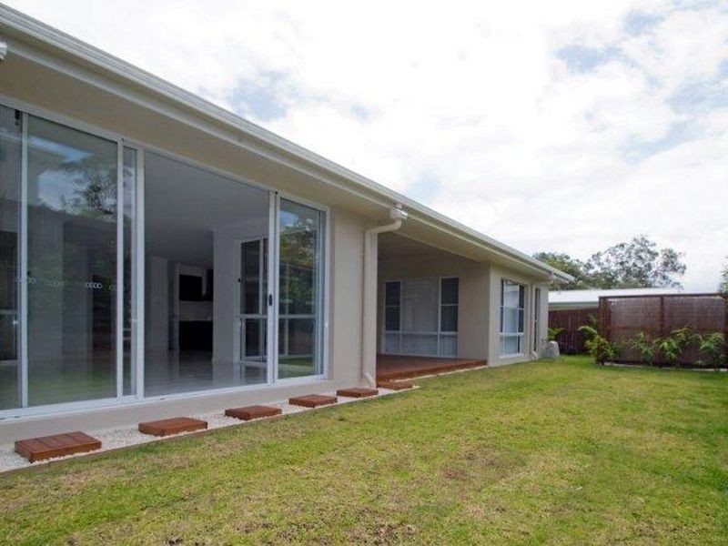 33 Jacksonia Place, Noosaville QLD 4566