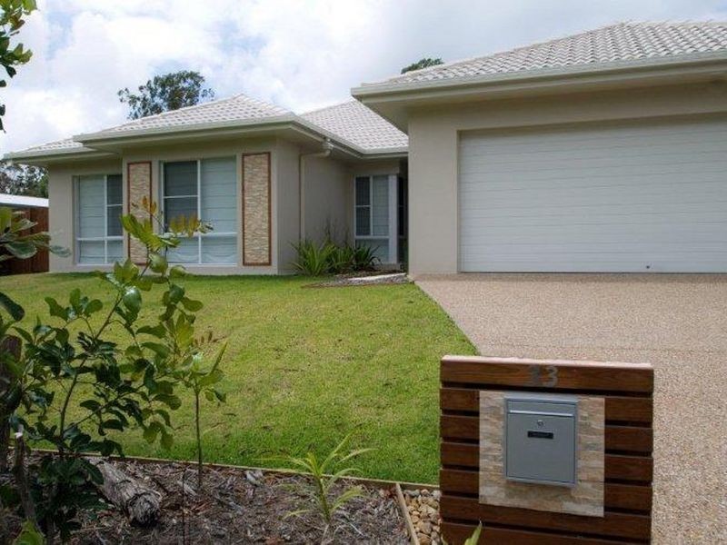 33 Jacksonia Place, Noosaville QLD 4566