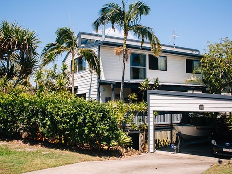 3 Boxell Rise, Sunrise Beach QLD 4567