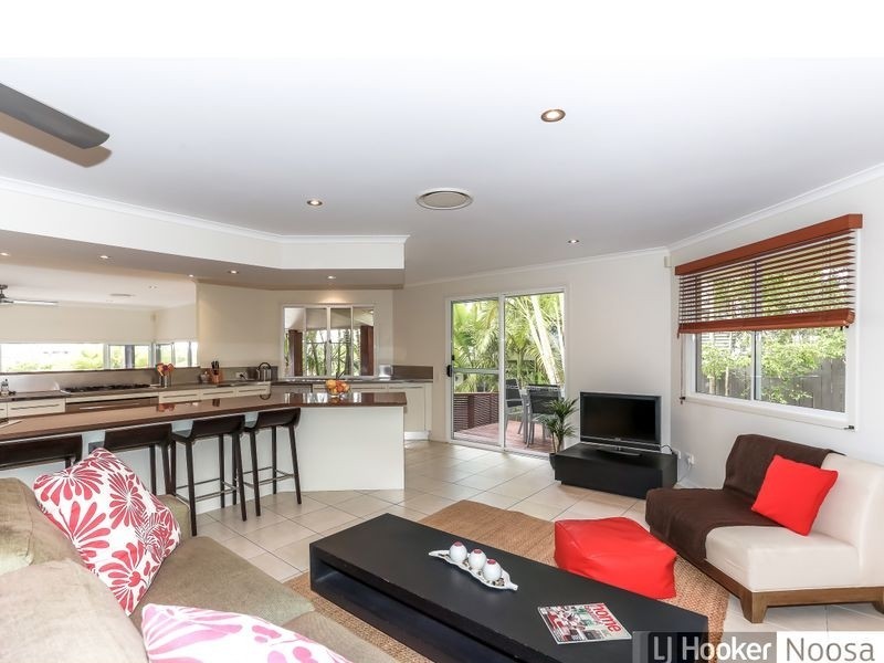 9 Constellation Close, Sunrise Beach QLD 4567