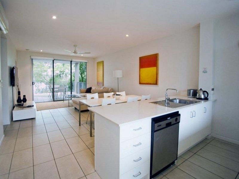 11/Metzo/152 Noosa Parade, Noosa Heads QLD 4567