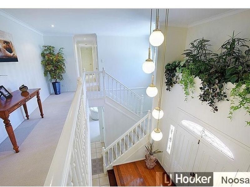 17 Habitat Place, Noosa Heads QLD 4567