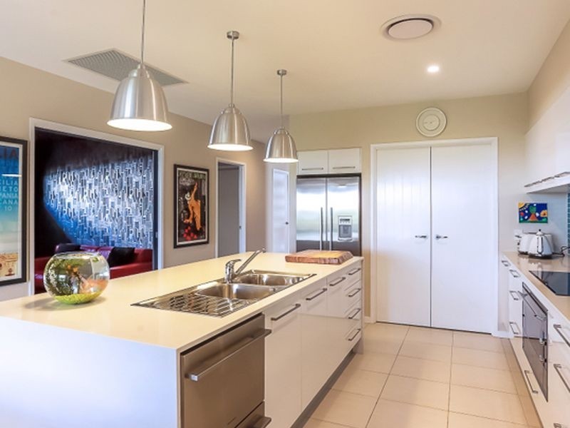 19 Limosa Circuit, Noosaville QLD 4566