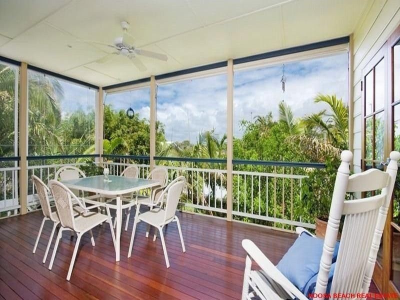 5 Southern Cross Parade, Sunrise Beach QLD 4567