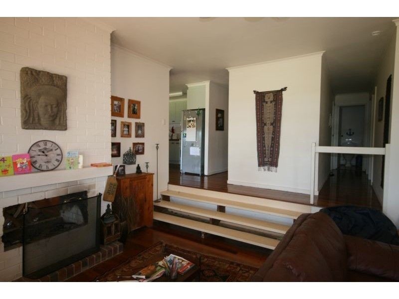 118 Hoy Road, Black Mountain QLD 4563