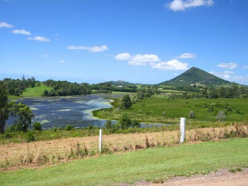 118 Hoy Road, Black Mountain QLD 4563