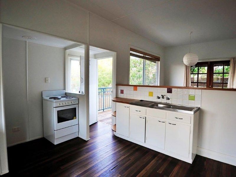 30 Headland Drive, Noosaville QLD 4566