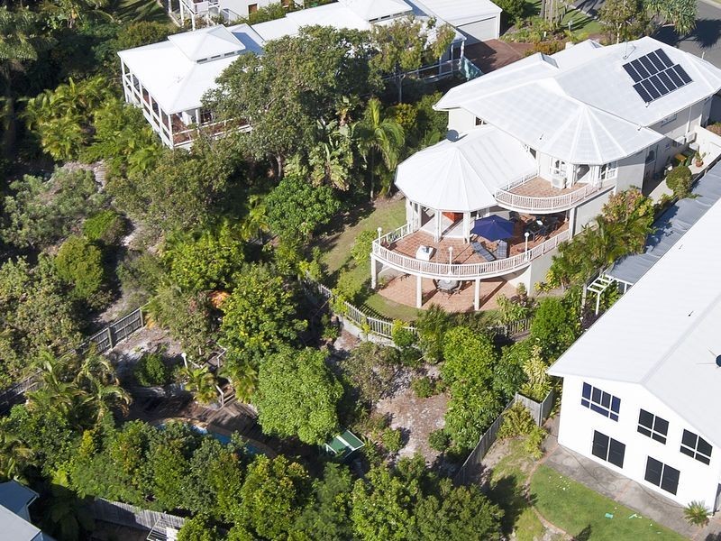 12 Southern Cross Parade, Sunrise Beach QLD 4567