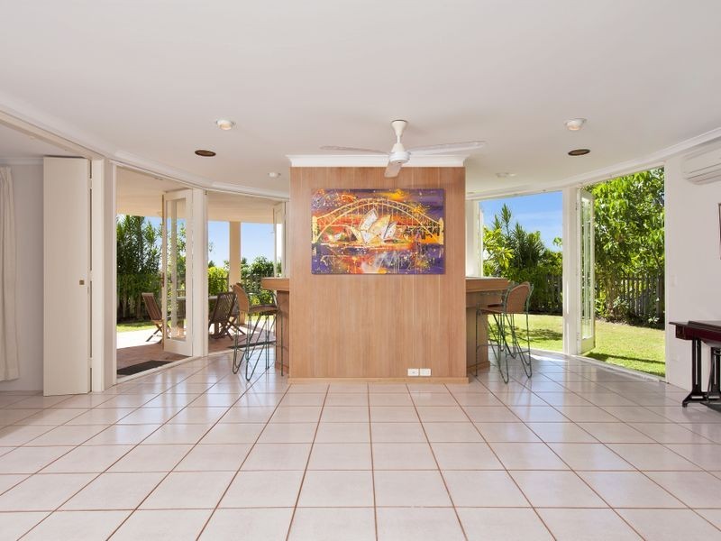 12 Southern Cross Parade, Sunrise Beach QLD 4567