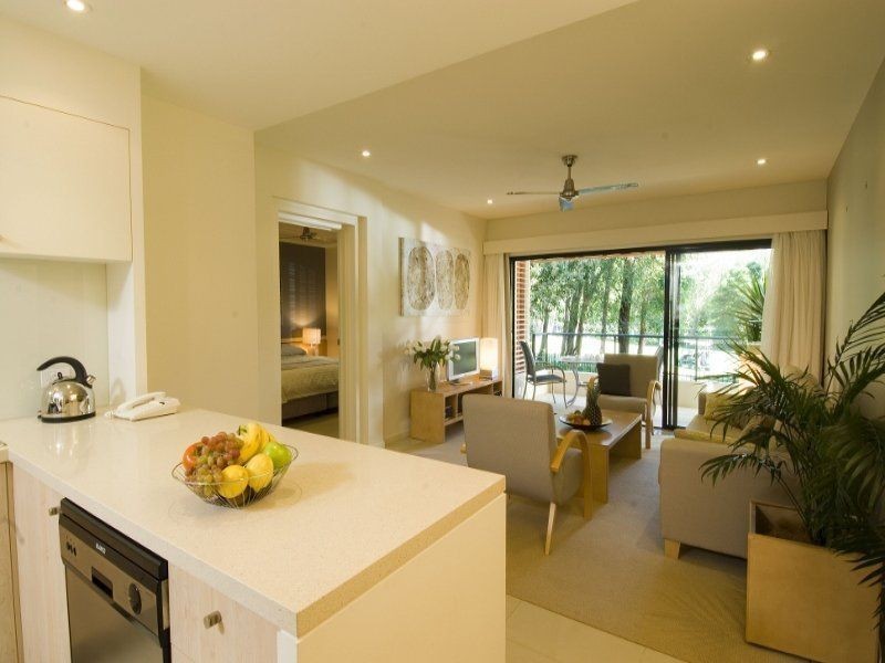 842/61 Noosa Springs Drive, Noosa Heads QLD 4567