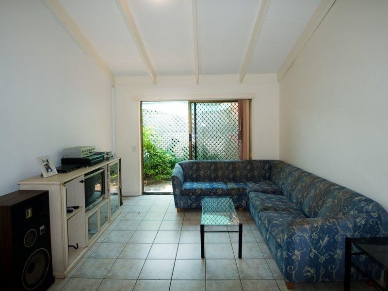 4/4 Oceania Crescent, Sunshine Beach QLD 4567