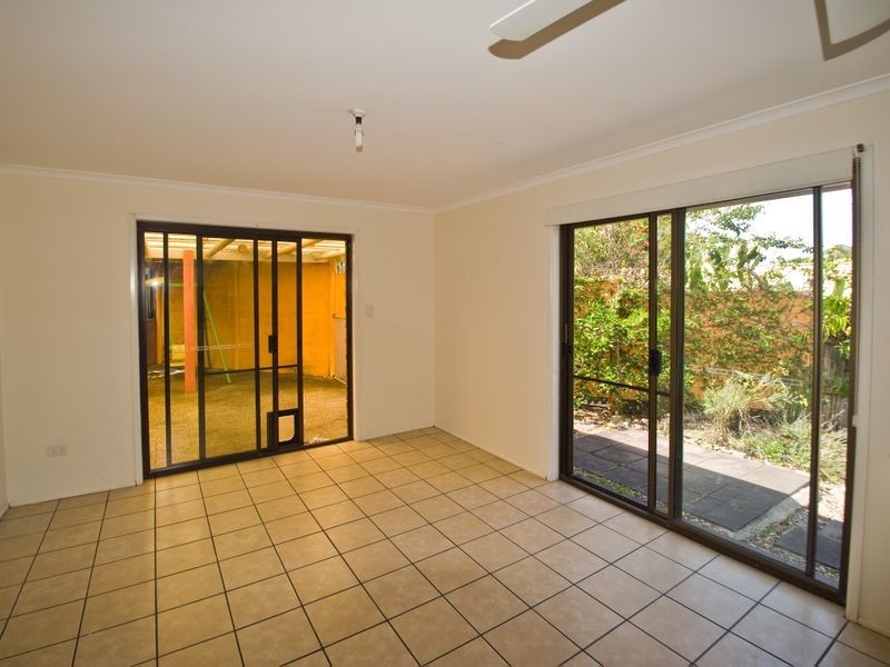 8 Gretel Court, Sunrise Beach QLD 4567