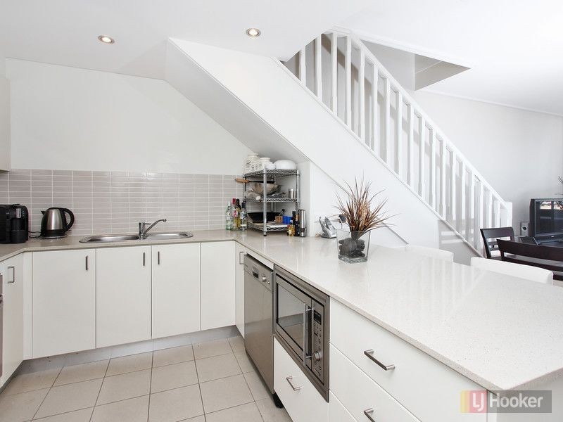 608/37 Amalfi Drive, Wentworth Point NSW 2127