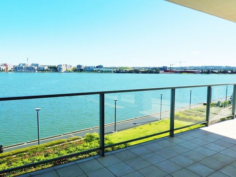 302/4 Lewis Avenue, Rhodes NSW 2138