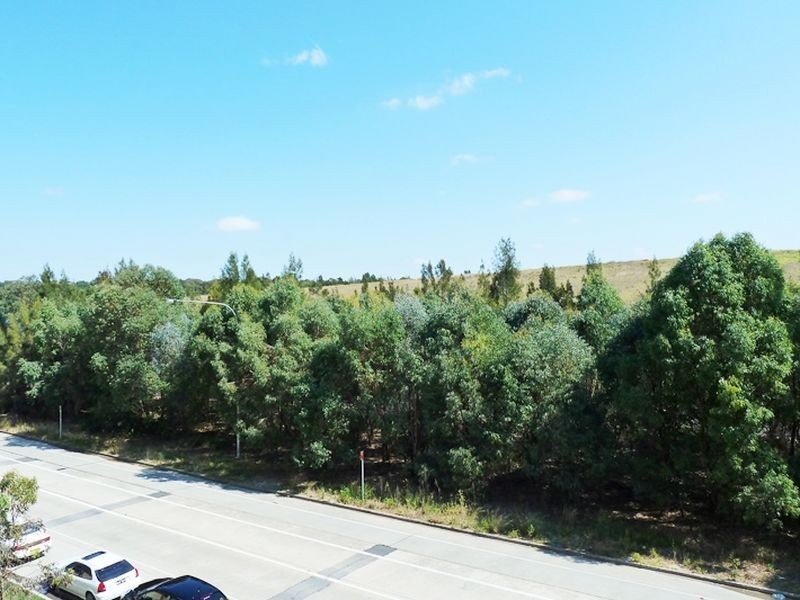 307/27 Hill Rd, Wentworth Point NSW 2127