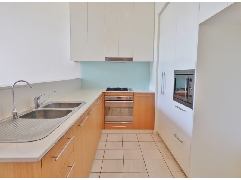 30 Rider Blvd, Rhodes NSW 2138