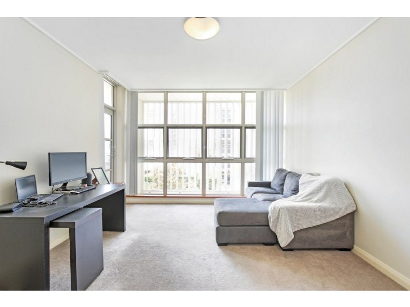 448/2 The Crescent, Wentworth Point NSW 2127